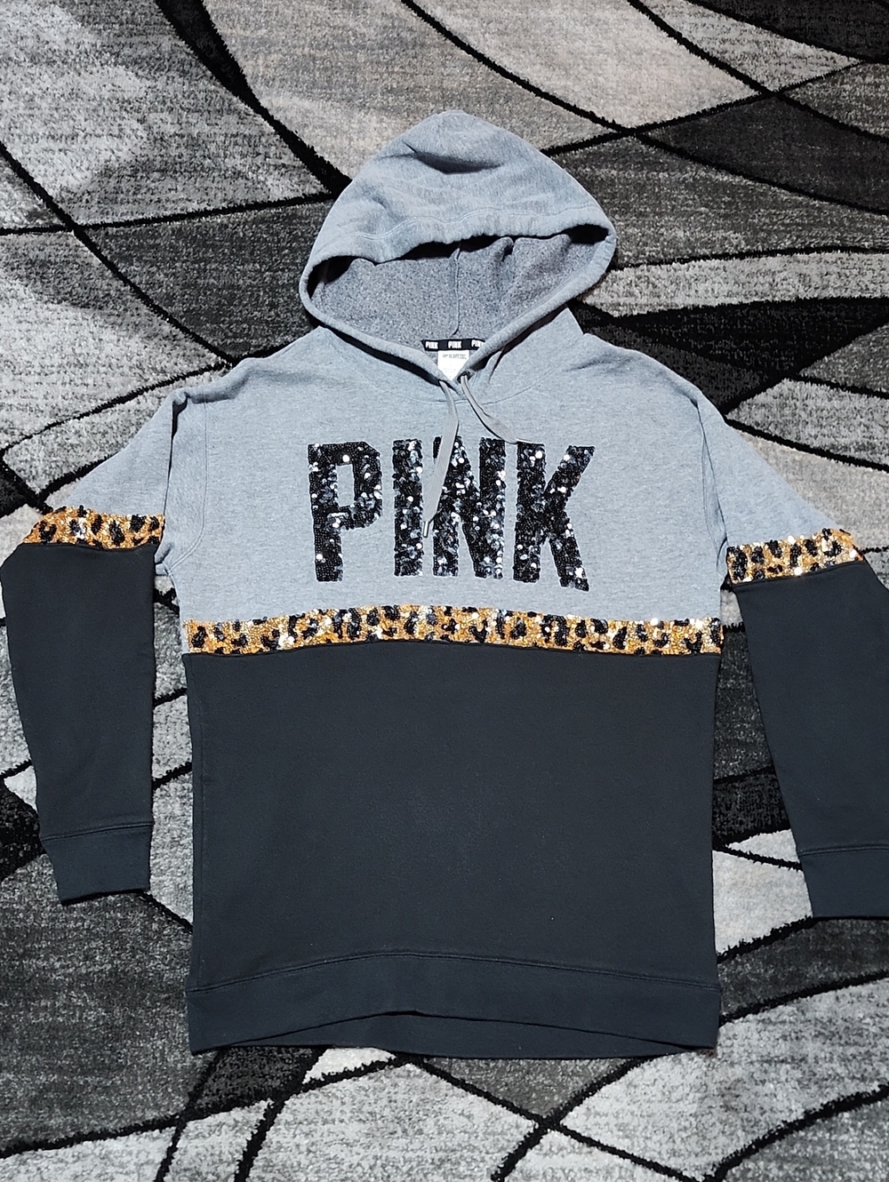 VINTAGE VS PINK 2014 LEOPARD PRINT SEQUINS COLORBLOCK OVERSIZED HOODIE SWEATSHIR